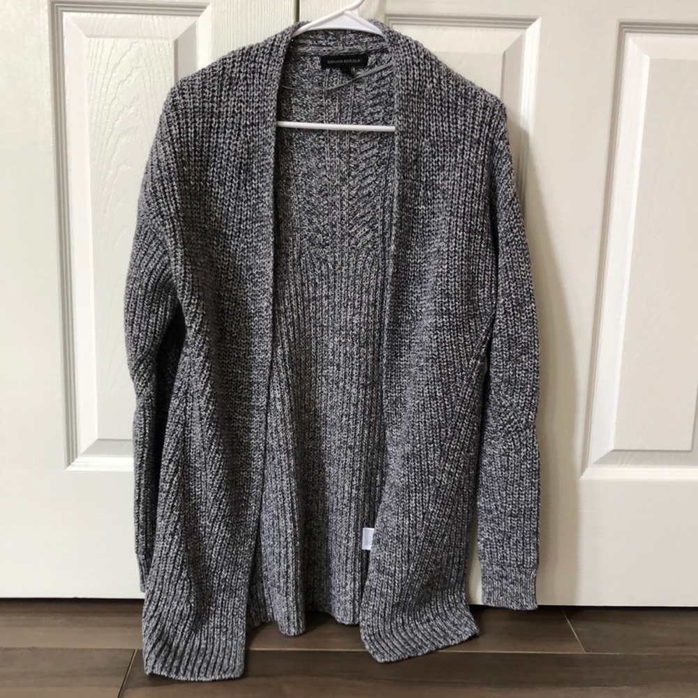 Banana Republic like-new sweater